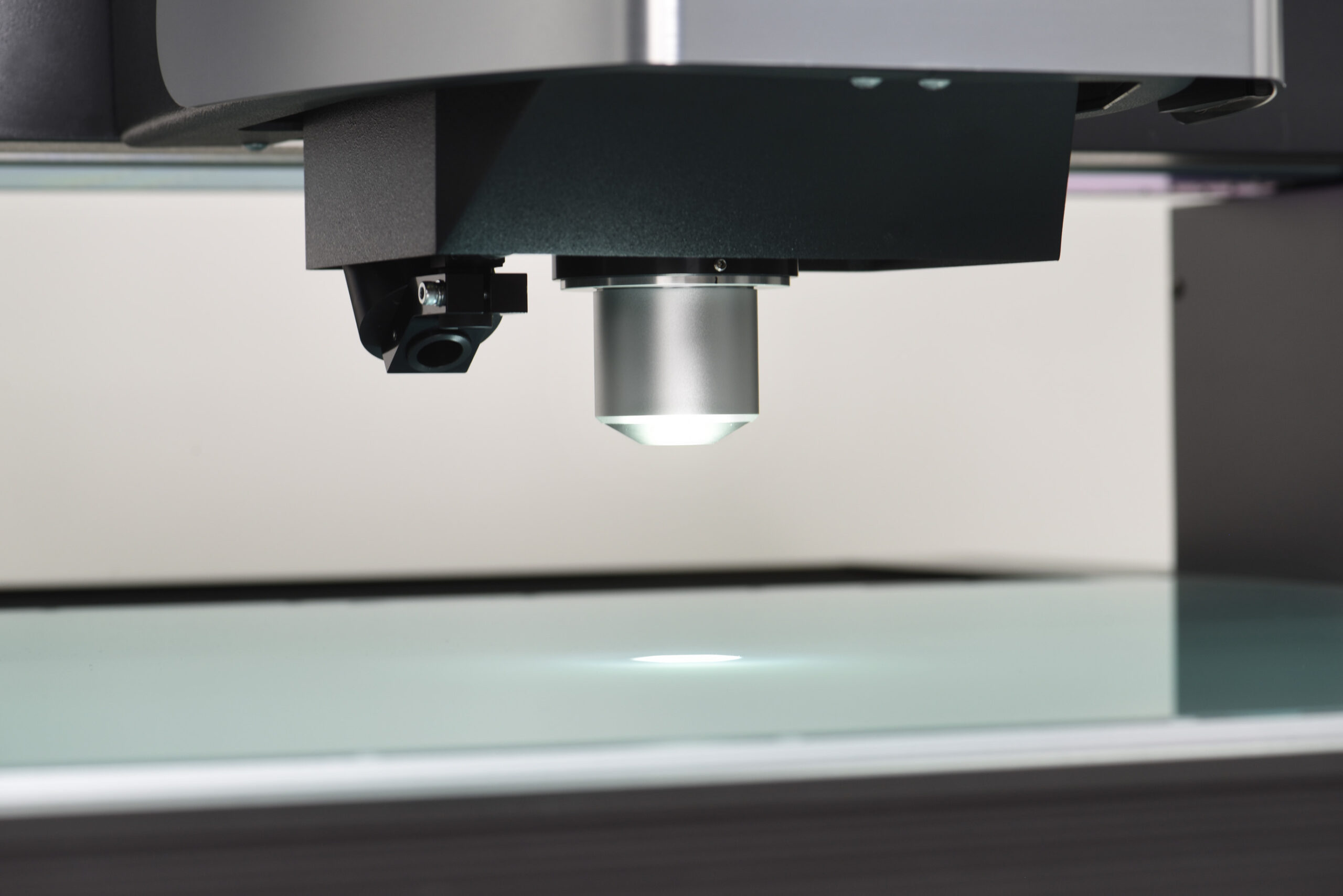 https://toolvina.com/Máy Đo 3D NEXIV VMF-K6555